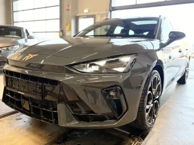 Używany Cupra Leon 204 KM (150 kW) 2025 Niebieski Kombi