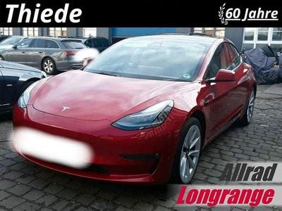 Gebraucht Tesla Model 3 366 kW (498 PS) 2022 Rot metallic Limousine