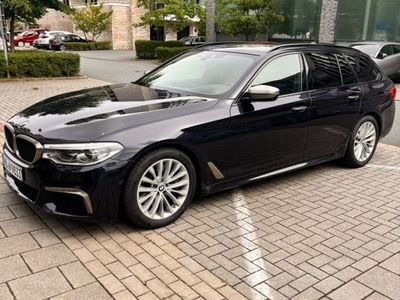 BMW M550