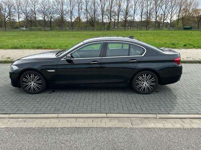 gebraucht BMW 520 520 d Automatik / Xenon / SHZ