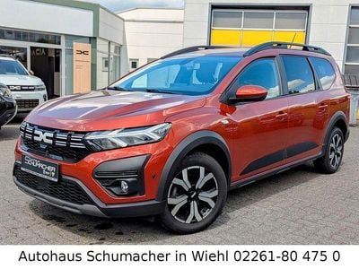Gebraucht Dacia Jogger Expression 110 PS (80 kW) 2023 Braun Van / Kleinbus