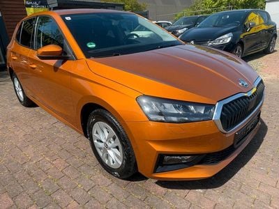 Second-hand Skoda Fabia Ambition 95 CP (69 kW) 2021 Portocaliu Hatchback