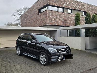 Gebraucht Mercedes ML350 AMG Edition 1 258 PS (189 kW) 2012 Schwarz SUV