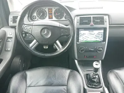 Używany Mercedes B170 116 KM (85 kW) 2007 Srebrny Minivan