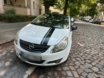 Gebraucht Opel Corsa 90 PS (66 kW) 2009 Weiß Kleinwagen