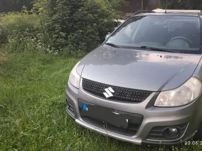 Gebraucht Suzuki SX4 135 PS (99 kW) 2012 Grau Limousine