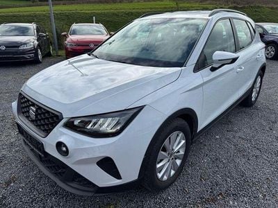 Usata Seat Arona Style 110 CV (80 kW) 2024 Bianco SUV