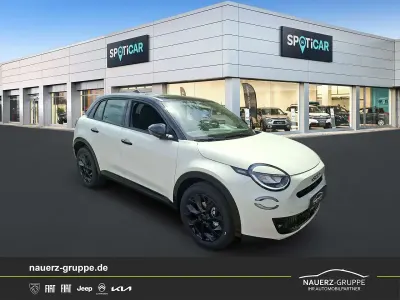 Neu Fiat 600 Street 101 PS (74 kW) 2026 Gelato weiß SUV