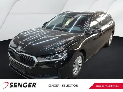 Gebraucht Skoda Superb Essence 150 PS (110 kW) 2025 Schwarz Kombi