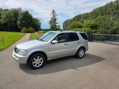 Mercedes ML500