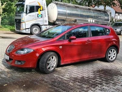 Rot Gebraucht 2006 Seat Leon Kleinwagen | 2.450 € (Superpreis)