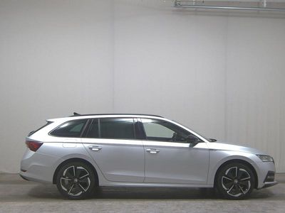 Usata Skoda Octavia SportLine 150 CV (110 kW) 2024 Argento Station wagon