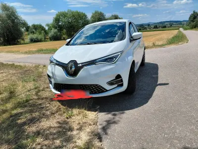Gebraucht Renault Zoe Bose Edition 100 kW (136 PS) 2020 Weiß Kleinwagen