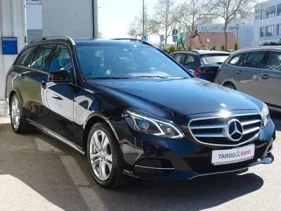 Gebraucht Mercedes E220 Avantgarde 170 PS (125 kW) 2016 Obsidianschwarz Kombi