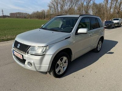 Gebraucht Suzuki Grand Vitara Club 140 PS (102 kW) 2006 Silber SUV