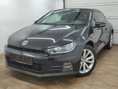Gebraucht VW Scirocco Sport 125 PS (91 kW) 2015 Deep black perleffekt Coupé