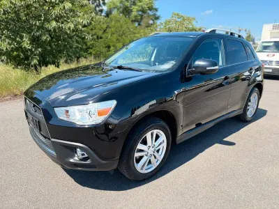 Gebraucht Mitsubishi ASX Edition 150 PS (110 kW) 2012 Schwarz SUV