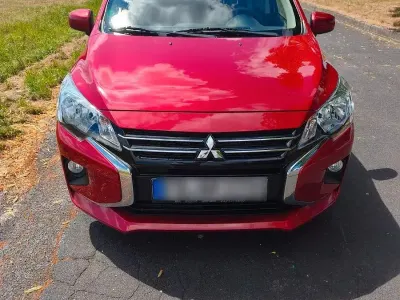 Gebraucht Mitsubishi Space Star Select 71 PS (52 kW) 2022 Rot Kleinwagen