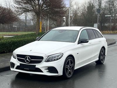 Gebraucht Mercedes C300e AMG 194 PS (142 kW) 2021 Weiß Limousine