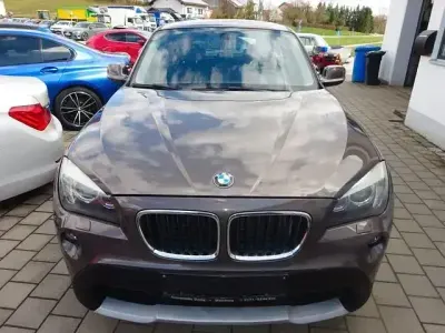 Gebraucht BMW X1 Sport Line 150 PS (110 kW) 2009 Braun SUV