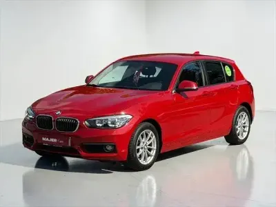 Gebraucht BMW 118 Advantage 136 PS (100 kW) 2018 Rot Limousine