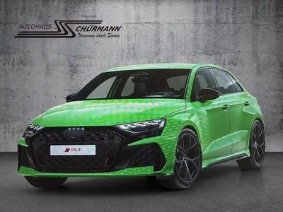 Neu Audi RS3 Sport 400 PS (294 kW) 2026 Grün Limousine