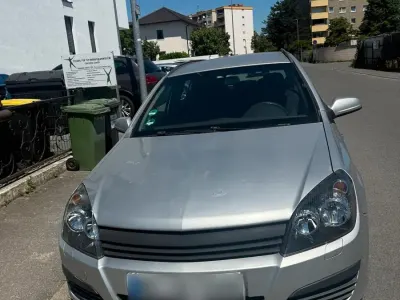 Gebraucht Opel Astra Edition+ 90 PS (66 kW) 2006 Grau Kombi