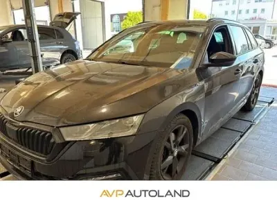 Gebraucht Skoda Octavia SportLine 190 PS (139 kW) 2022 Schwarzmagic perleffekt Kombi