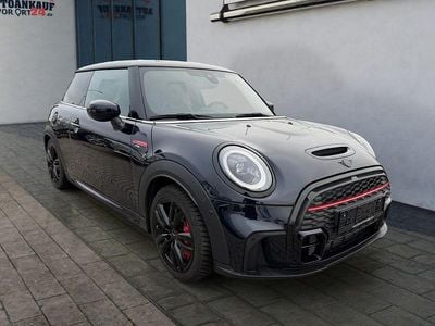 Enigmatic black (schwarz) Gebraucht 2024 Mini John Cooper Works Kleinwagen | 34.780 € (Fairer Preis)