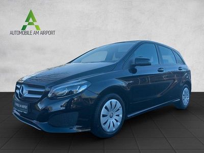 Schwarz Gebraucht 2016 Mercedes B200 Van / Kleinbus | 15.950 € (Fairer Preis)