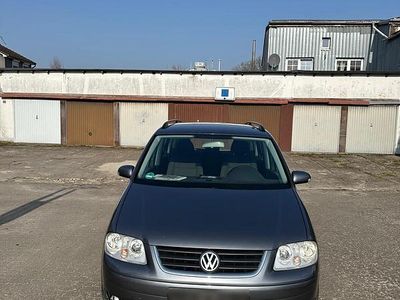 Gebraucht VW Touran 105 PS (77 kW) 2006 Silber Van / Kleinbus