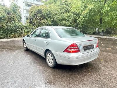 Mercedes C220