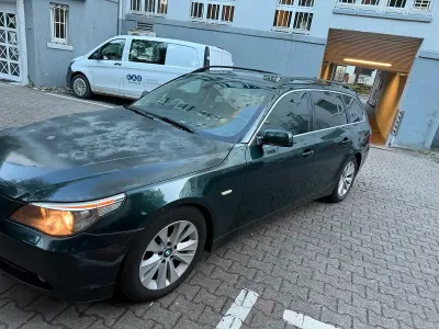 Gebraucht BMW 525 2005 Grün Kombi