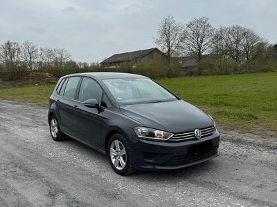 Second-hand VW Golf VII Trendline 86 CP (63 kW) 2017 Gri Berlinǎ