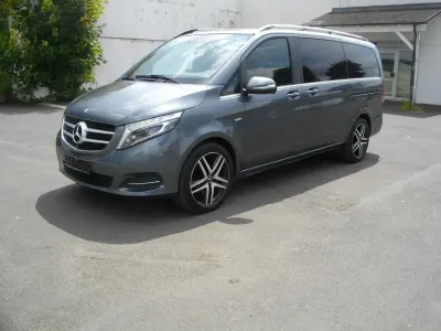 Gebraucht Mercedes V250 Avantgarde Edition 190 PS (139 kW) 2015 Grau Van / Kleinbus