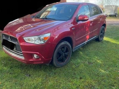 Gebraucht Mitsubishi ASX 150 PS (110 kW) 2012 Rot SUV
