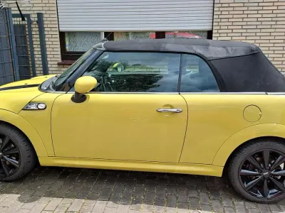 Gebraucht Mini One Cabriolet 122 PS (89 kW) 2011 Cabrio