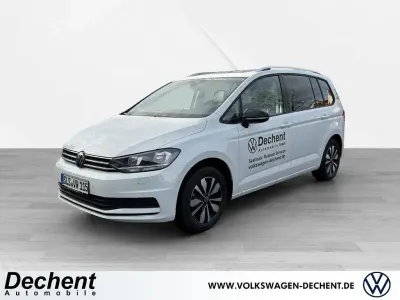 Gebraucht VW Touran Comfortline 150 PS (110 kW) 2025 Weiß Van / Kleinbus
