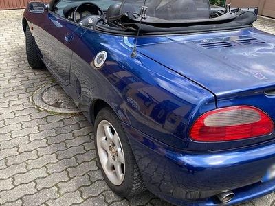 Gebraucht MG F 120 PS (88 kW) 1999 Blau Cabrio