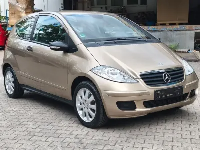 Gebraucht Mercedes A150 95 PS (69 kW) 2005 Gold Limousine