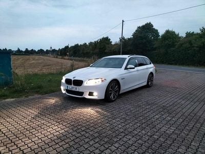 Usata BMW 530 Sport Line 258 CV (189 kW) 2016 Bianco Station wagon