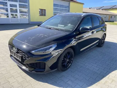 Gebraucht Hyundai i30 N Line 160 PS (117 kW) 2022 Phantom black / mic Kombi