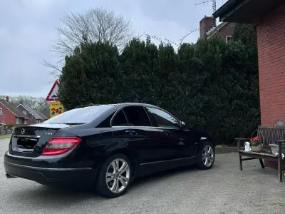 Gebraucht Mercedes C220 170 PS (125 kW) 2008 Schwarz Limousine