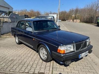 Gebraucht Volvo 240 113 PS (83 kW) 1988 Blau Limousine
