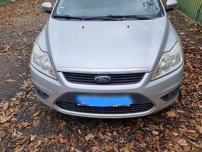Gebraucht Ford Focus Ghia 109 PS (80 kW) 2008 Silber Kombi