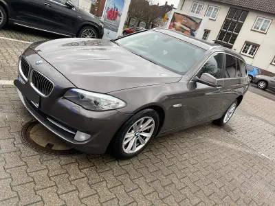 Gebraucht BMW 520 184 PS (135 kW) 2012 Braun Kombi