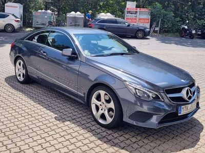 Mercedes E200