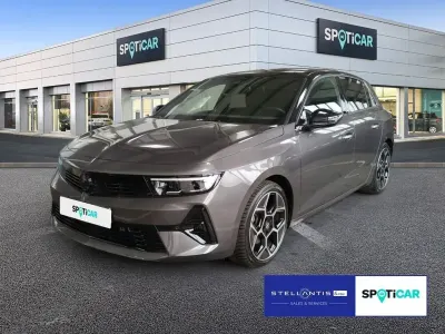Gebraucht Opel Astra Ultimate 131 PS (96 kW) 2024 Grau Kleinwagen