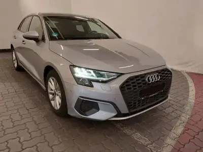 Gebraucht Audi A3 S-Line 110 PS (80 kW) 2023 Florettsilber Limousine