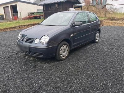 Gebraucht VW Polo 64 PS (47 kW) 2002 Grau Kleinwagen